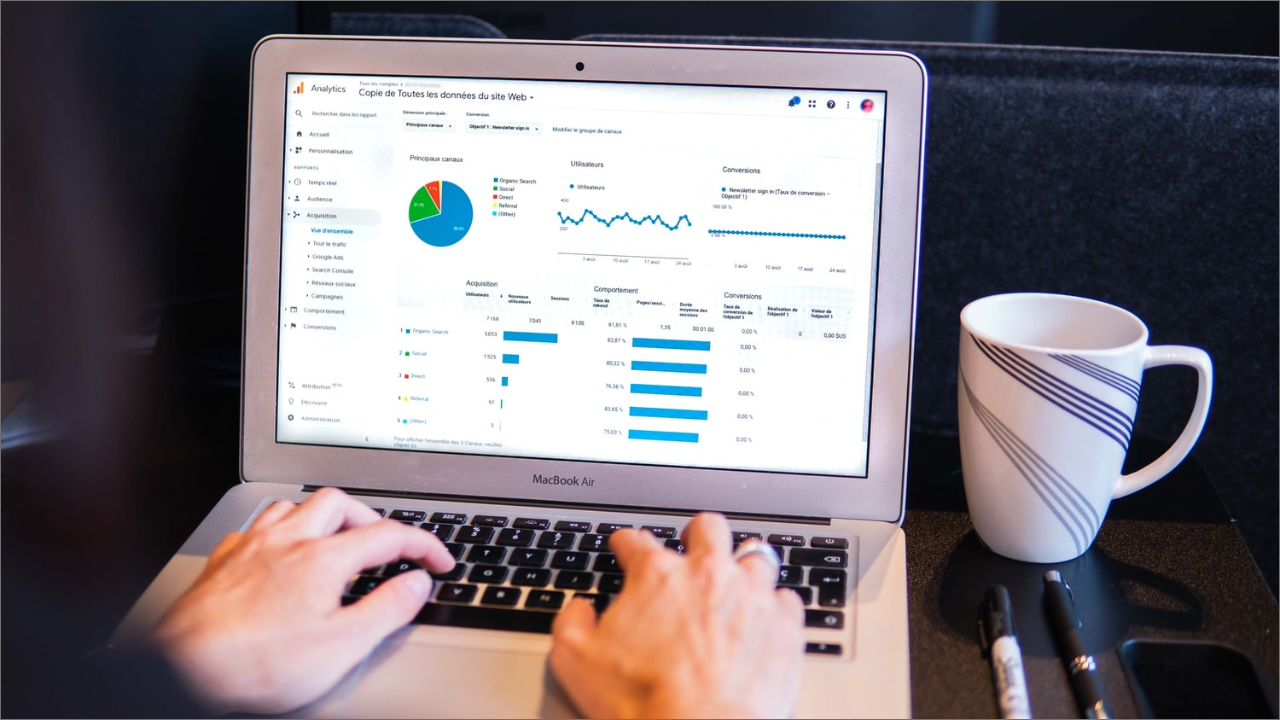 Laptop with stats