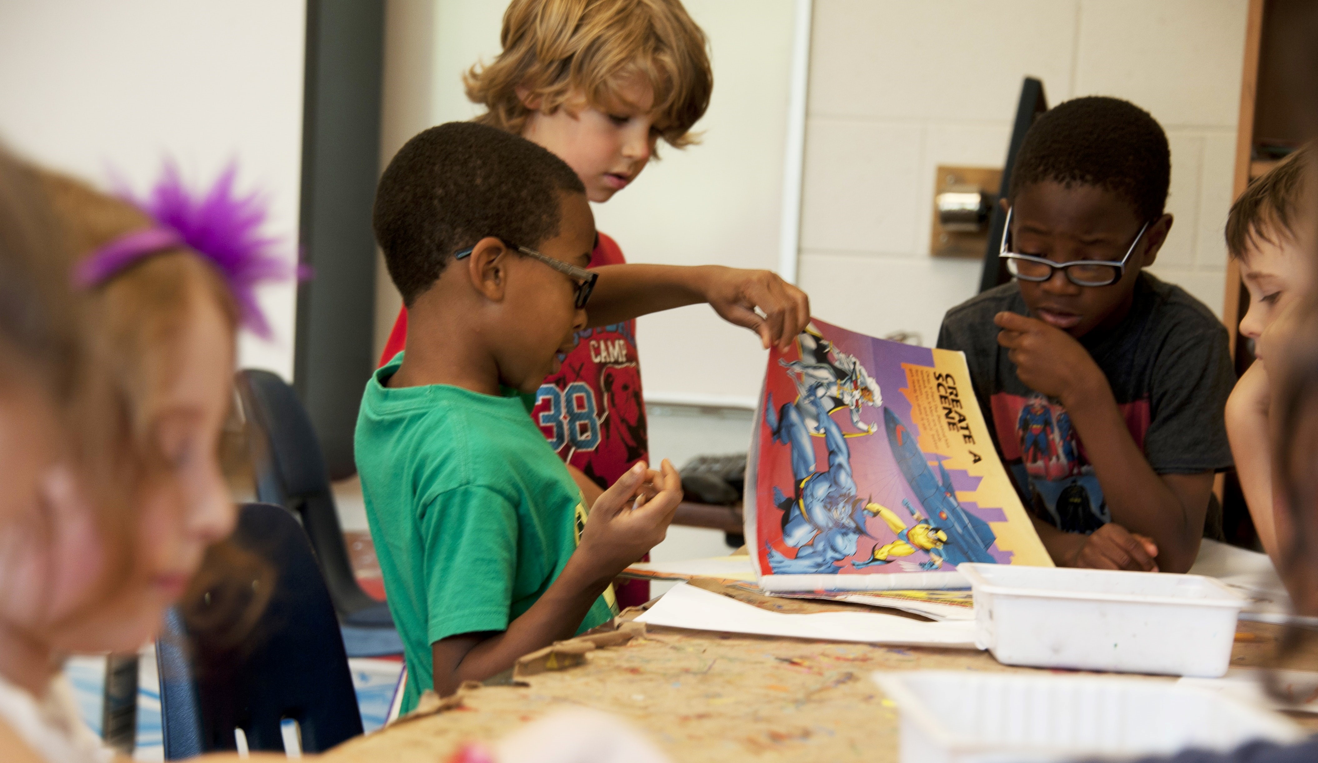 Kids working together